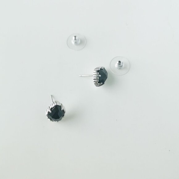 Kendra Scott Tessa Silver Black Opaque Glass Stud Earrings - Picture 4 of 4
